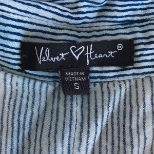 Button up with tails